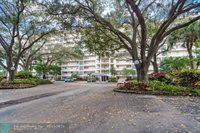 3520 Oaks Way 910, Pompano Beach, FL 33069