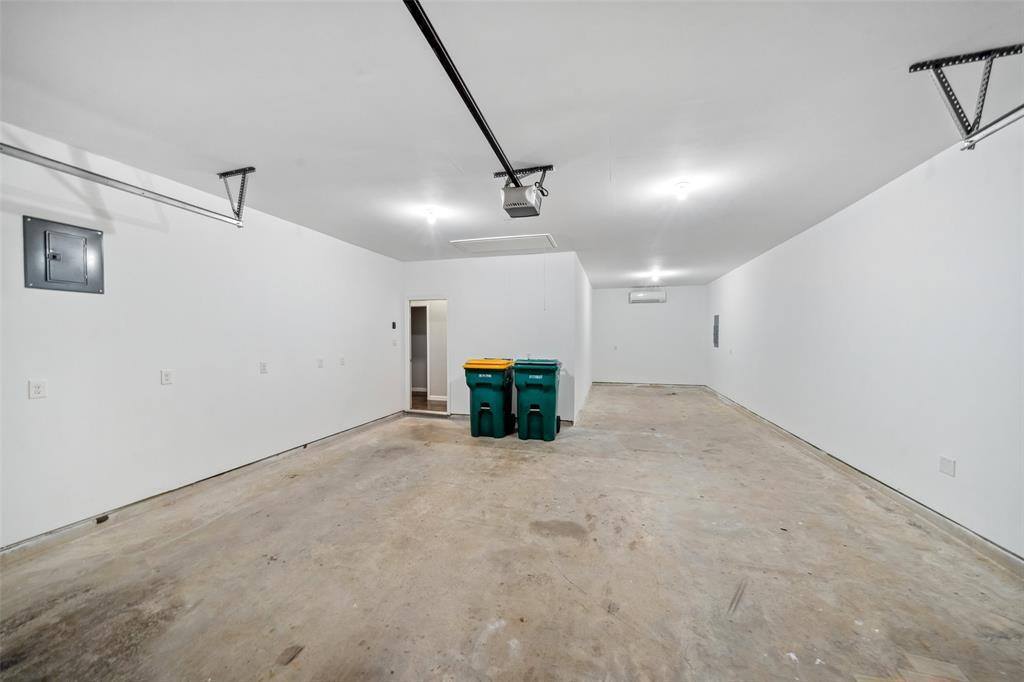 1721 Summergate Drive, Conroe, TX 77304