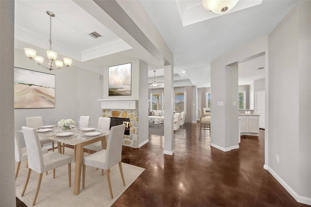 1721 Summergate Drive, Conroe, TX 77304