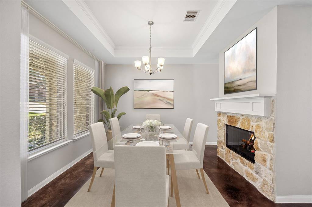 1721 Summergate Drive, Conroe, TX 77304