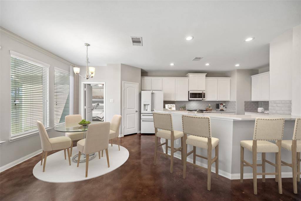 1721 Summergate Drive, Conroe, TX 77304