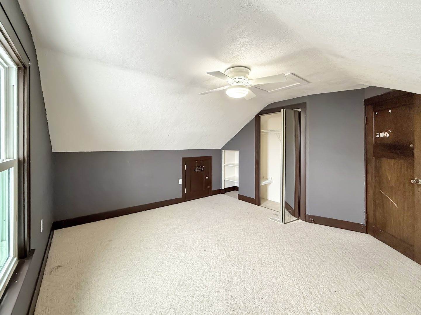 911 South Harlem Avenue, Freeport, IL 61032