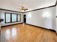 911 South Harlem Avenue, Freeport, IL 61032