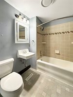 911 South Harlem Avenue, Freeport, IL 61032