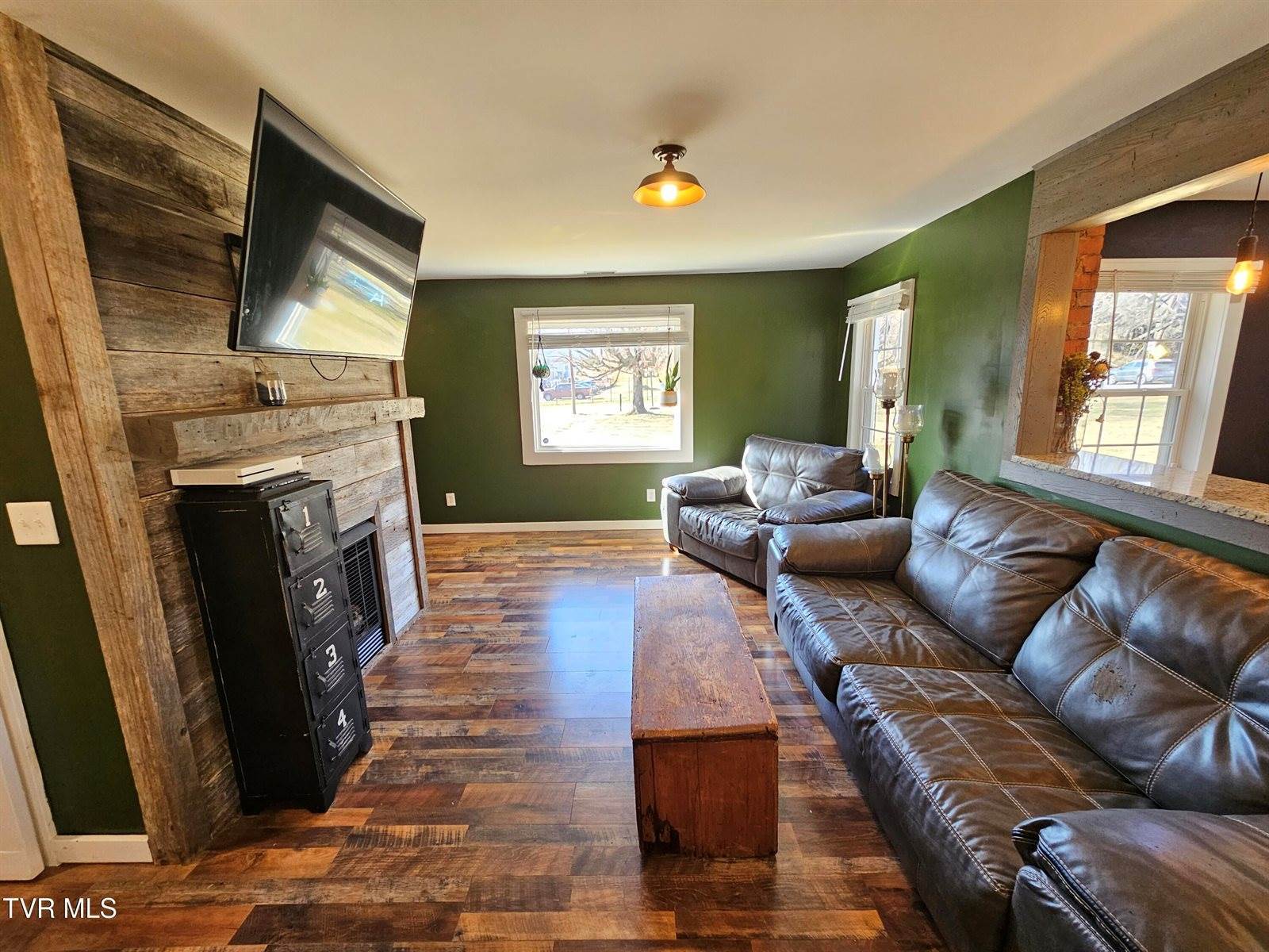 501 Twin Oaks Drive, Johnson City, TN 37601