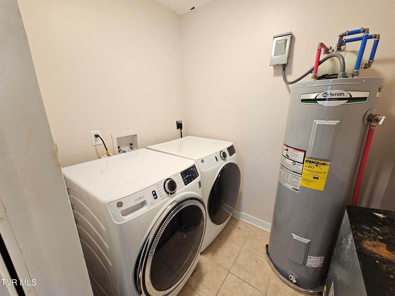 501 Twin Oaks Drive, Johnson City, TN 37601