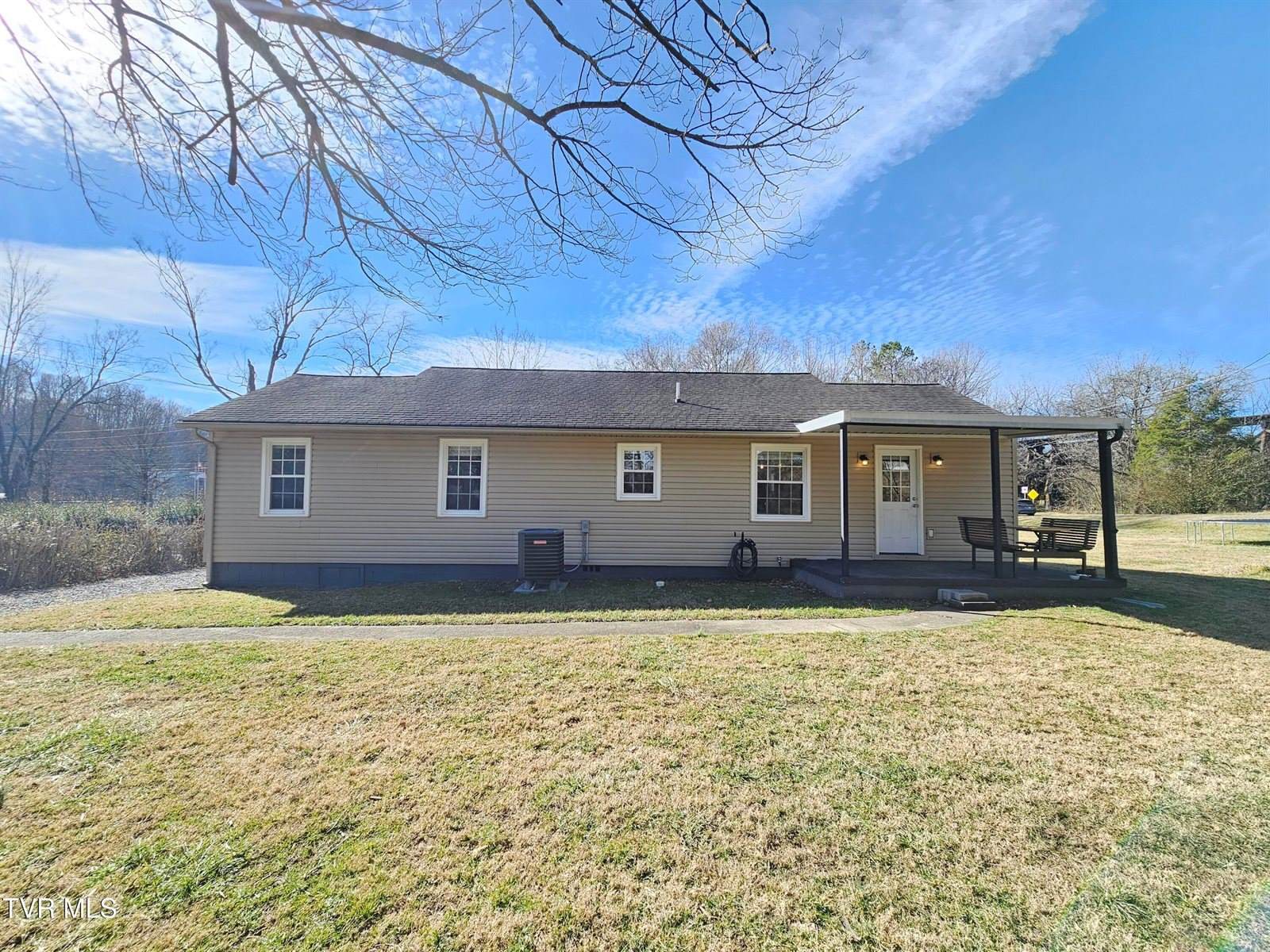 501 Twin Oaks Drive, Johnson City, TN 37601