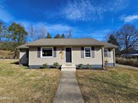 501 Twin Oaks Drive, Johnson City, TN 37601