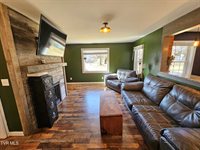 501 Twin Oaks Drive, Johnson City, TN 37601