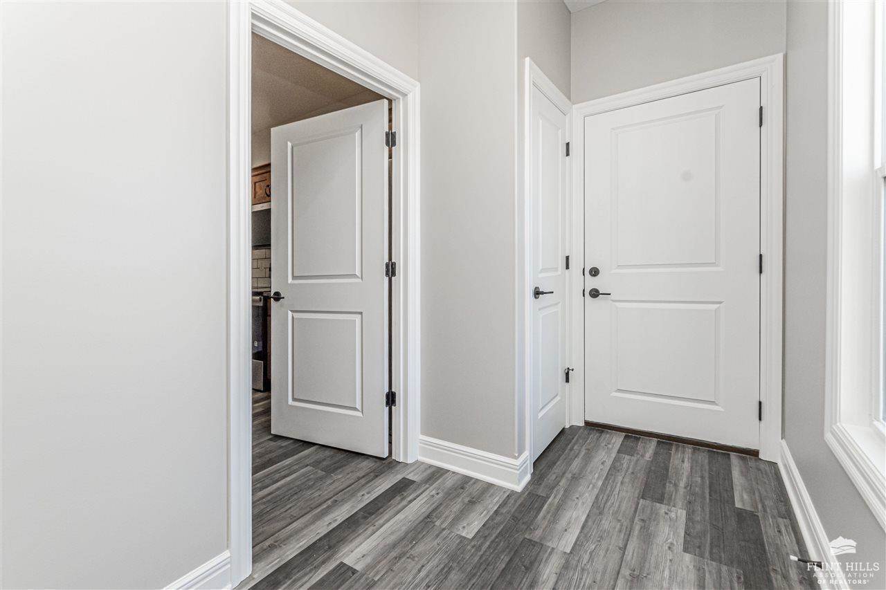 1827 Kenneth Drives, Junction City, KS 66441