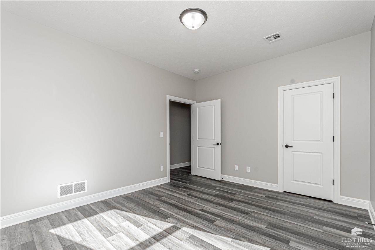 1827 Kenneth Drives, Junction City, KS 66441