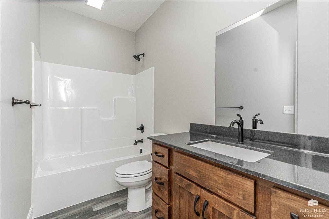 1827 Kenneth Drives, Junction City, KS 66441