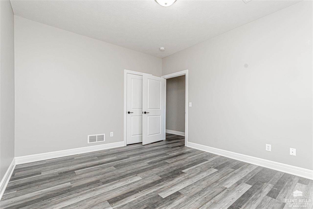 1827 Kenneth Drives, Junction City, KS 66441