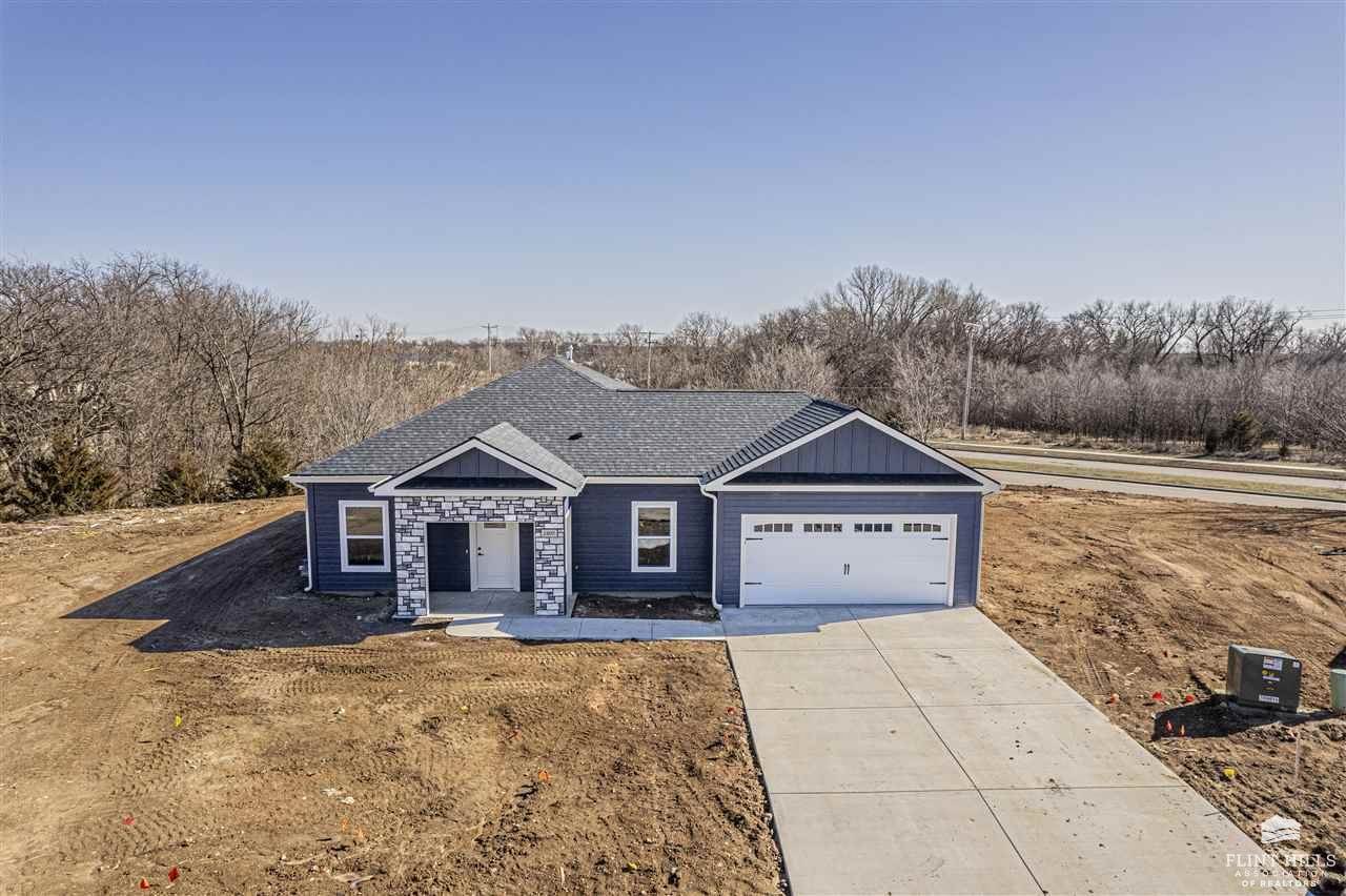 1827 Kenneth Drives, Junction City, KS 66441