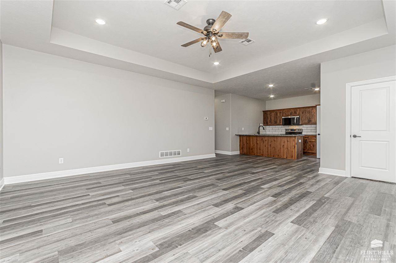 1827 Kenneth Drives, Junction City, KS 66441