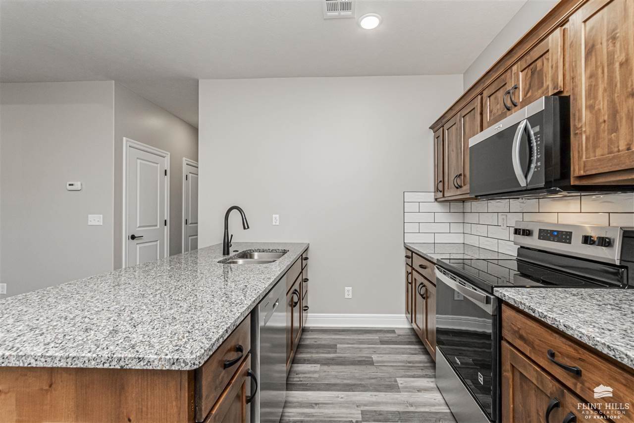 1827 Kenneth Drives, Junction City, KS 66441