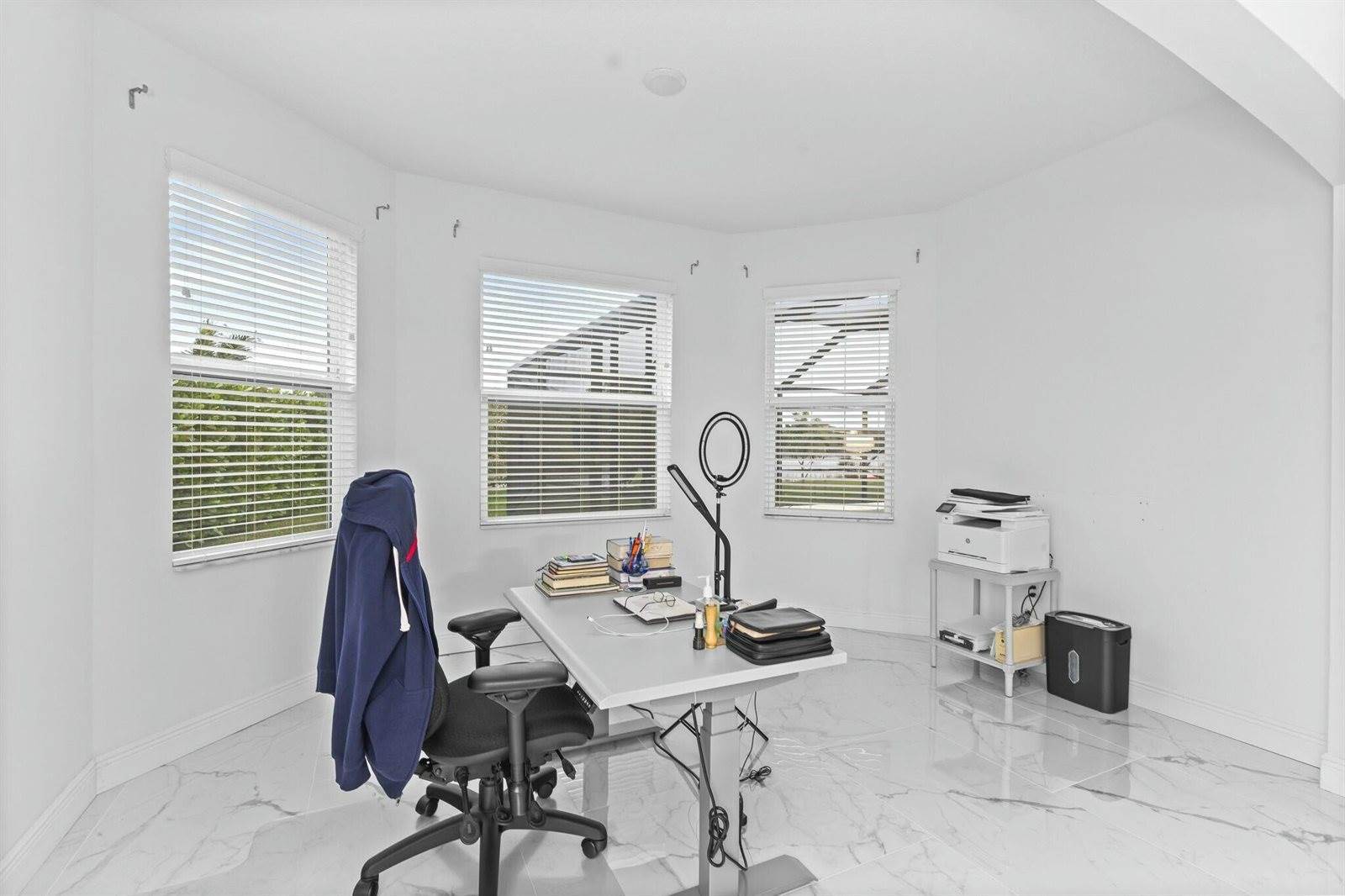 465 SW Vista Lake Drive, Port Saint Lucie, FL 34953