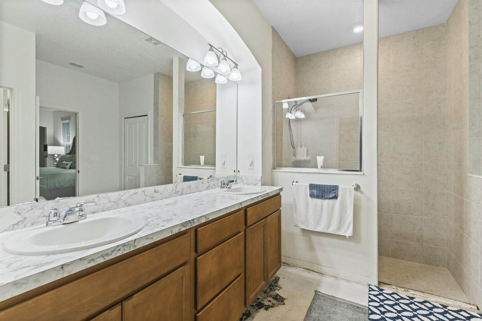 465 SW Vista Lake Drive, Port Saint Lucie, FL 34953