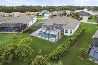 465 SW Vista Lake Drive, Port Saint Lucie, FL 34953