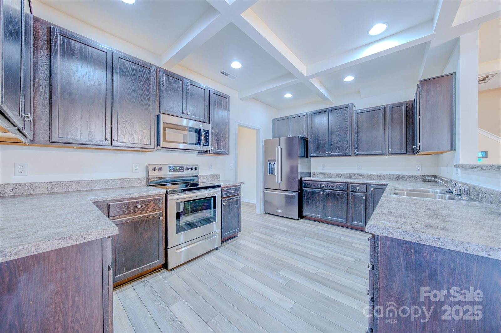 30 Lyndon Circle, Arden, NC 28704