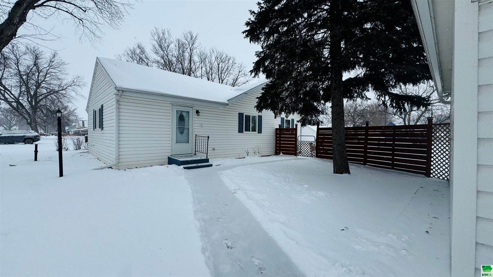 321 Salem Street, Whiting, IA 51063