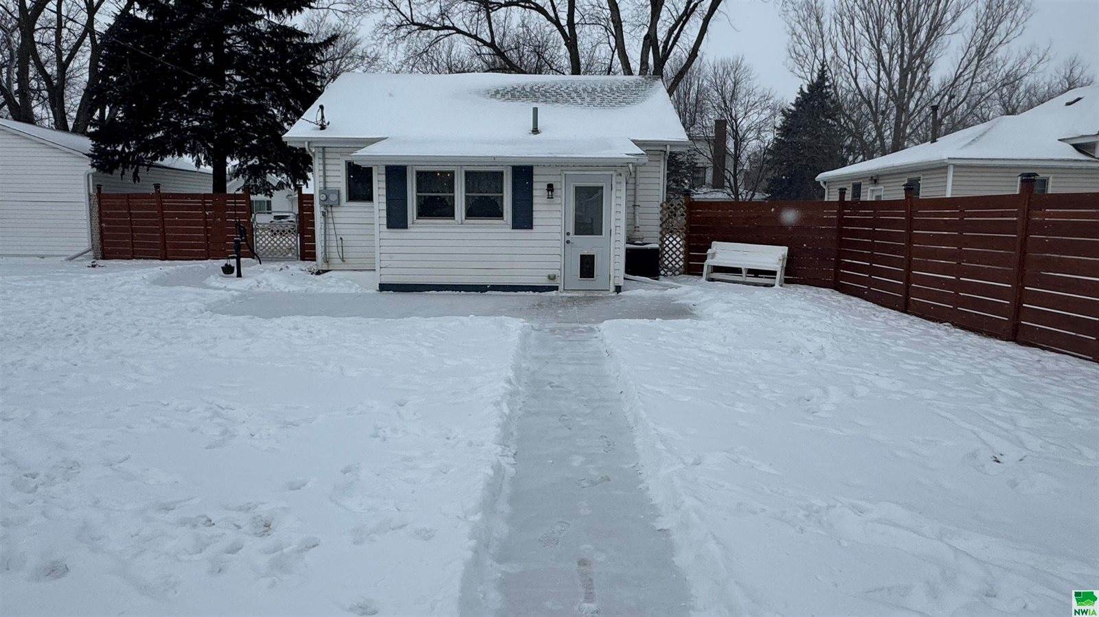 321 Salem Street, Whiting, IA 51063