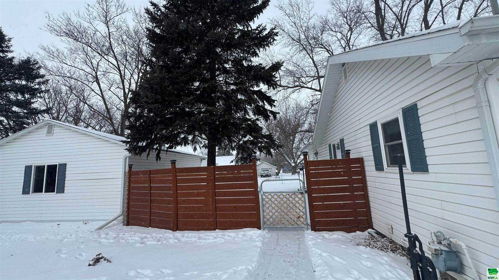 321 Salem Street, Whiting, IA 51063