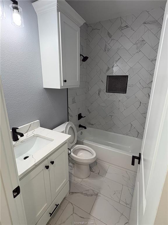 2591 Dove Crossing, Navasota, TX 77868