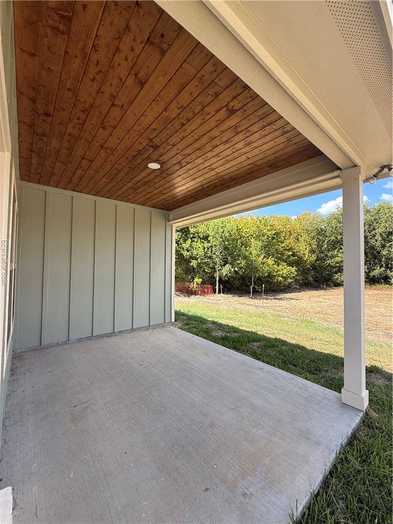 2581 Dove Crossing, Navasota, TX 77868