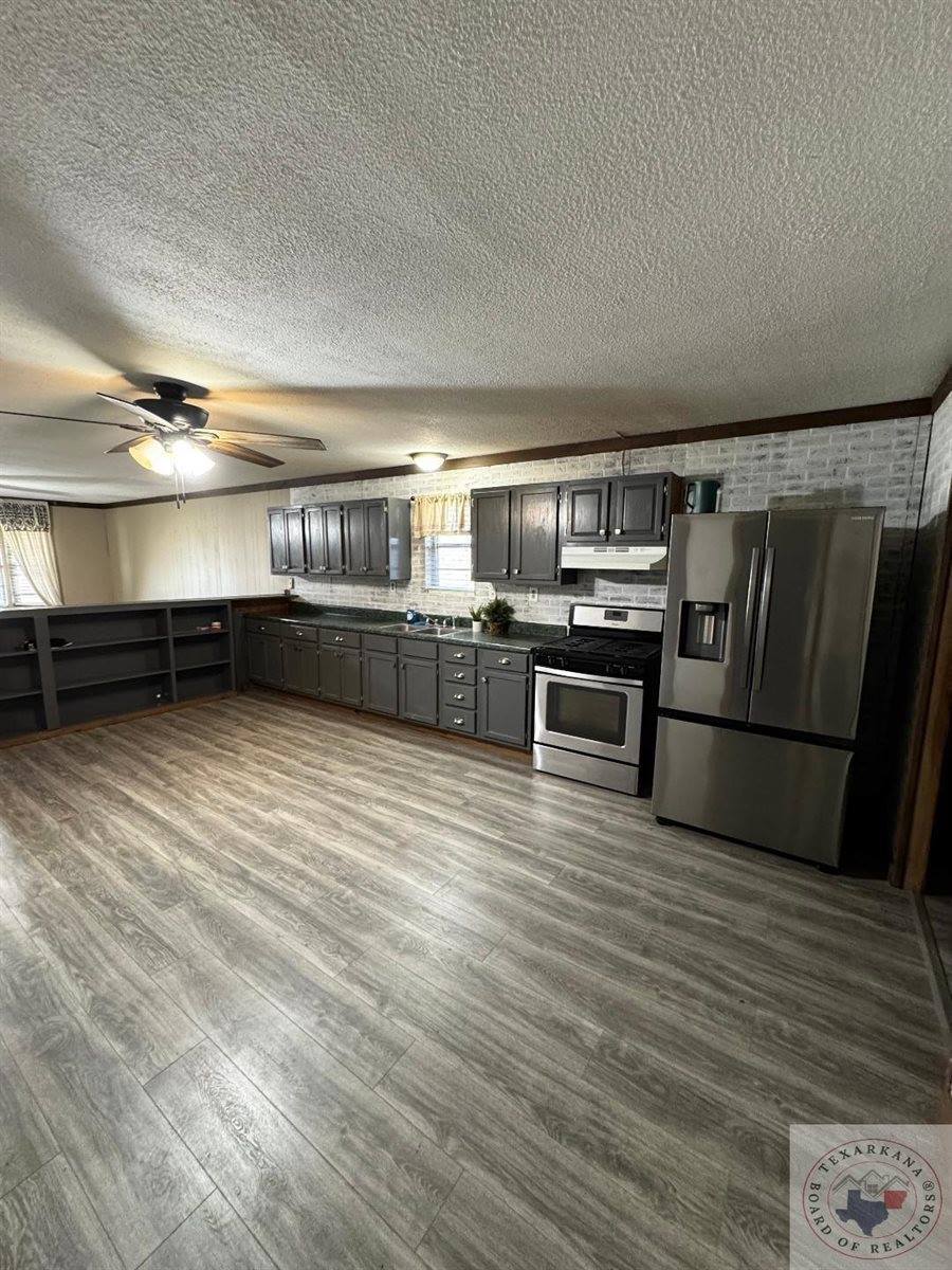 140 CR 3003, New Boston, TX 75570