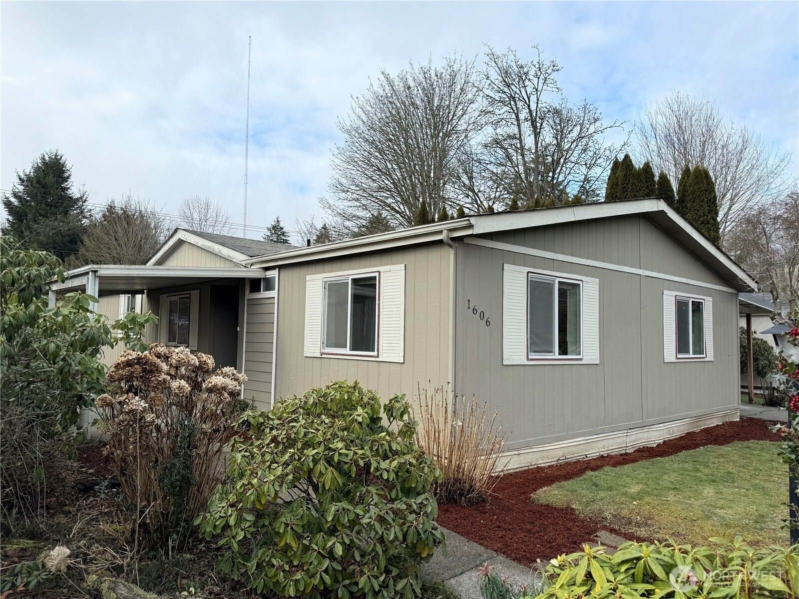 1606 Alonda Lane NE, Olympia, WA 98516