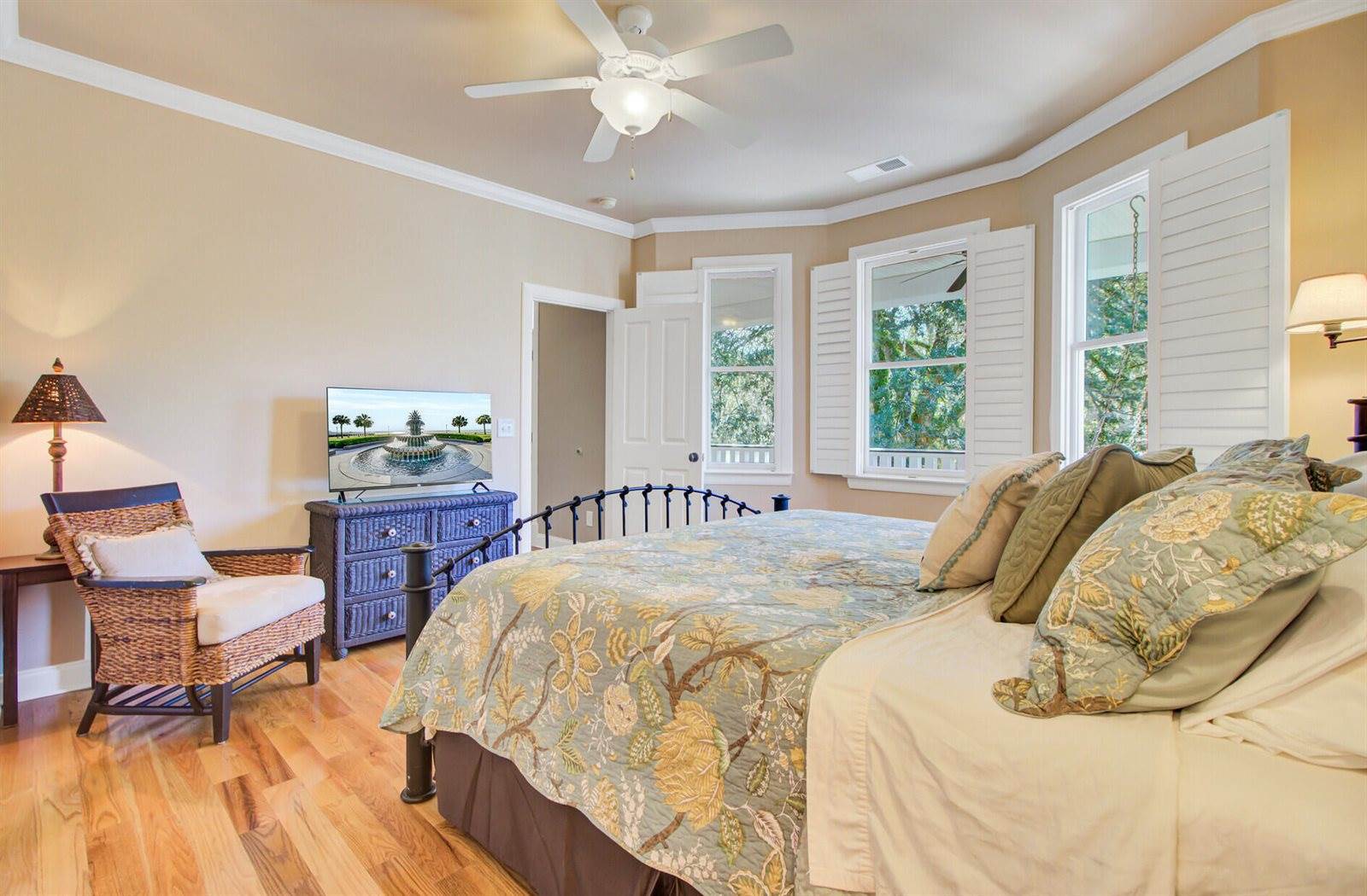 100 Oak Village Lane, Summerville, SC 29483