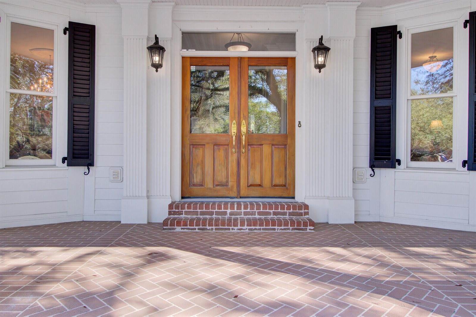 100 Oak Village Lane, Summerville, SC 29483