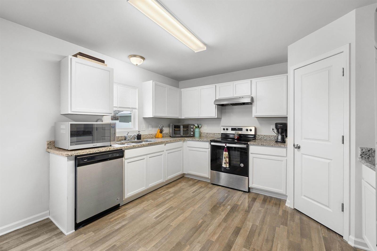 274 Rockway Drive, Linden, MI 48451