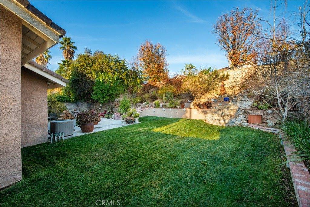 27258 Ashfield Place, Valencia, CA 91354