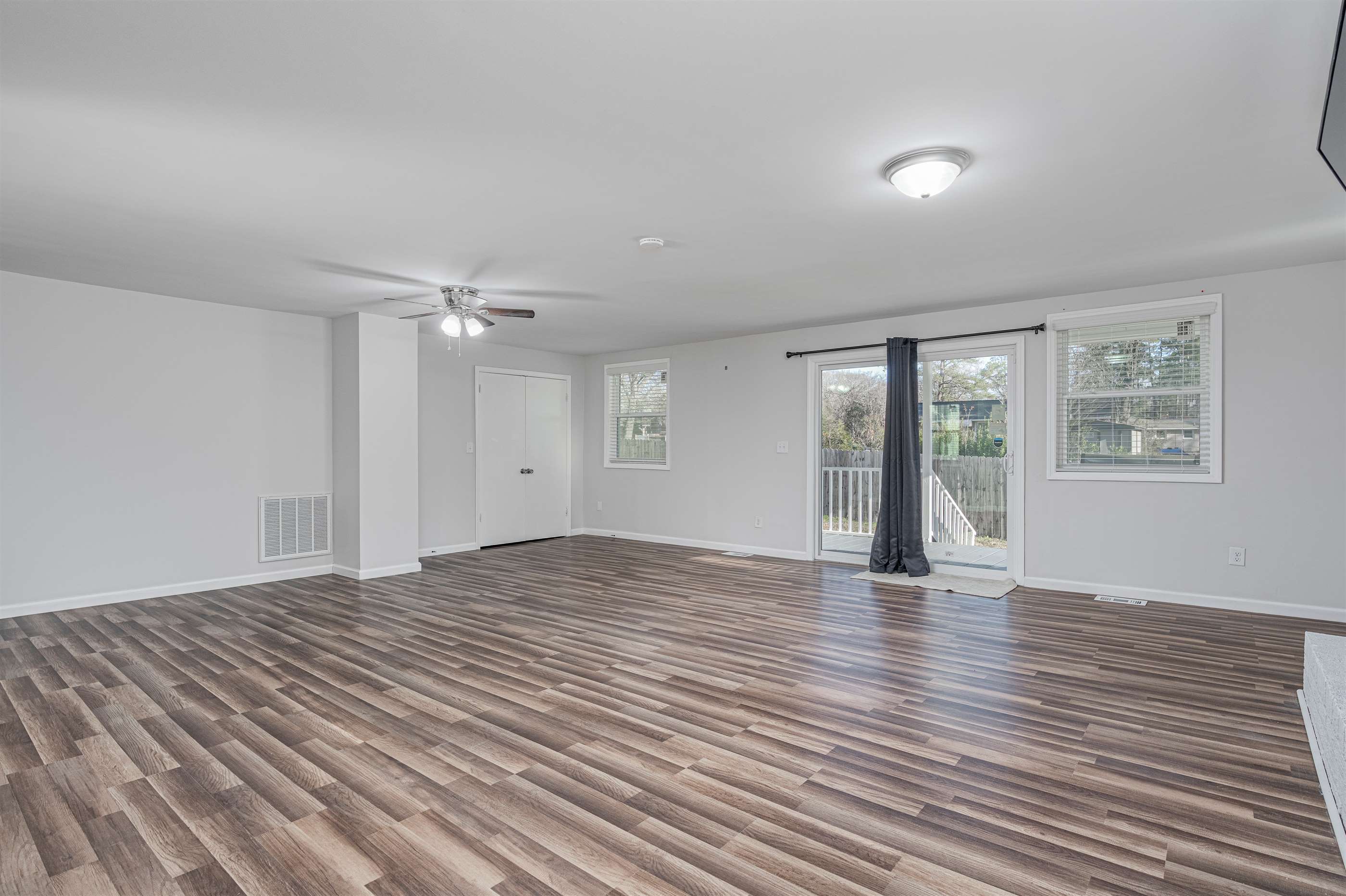 2350 Center, Columbia, SC 29204