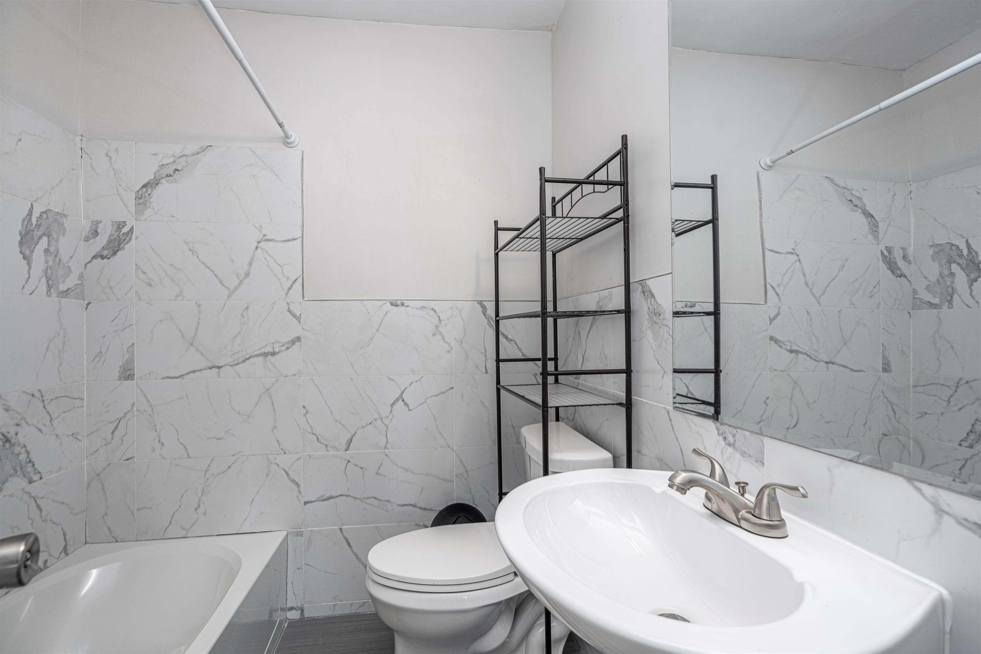 2350 Center, Columbia, SC 29204