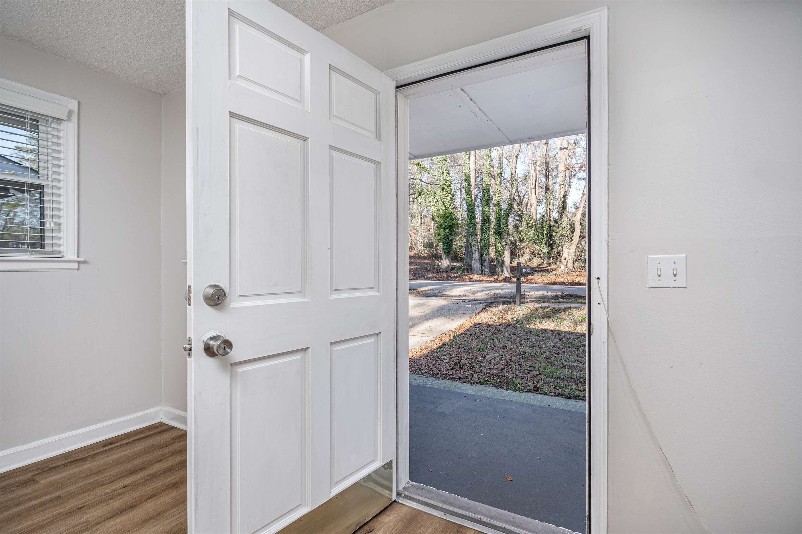 2350 Center, Columbia, SC 29204