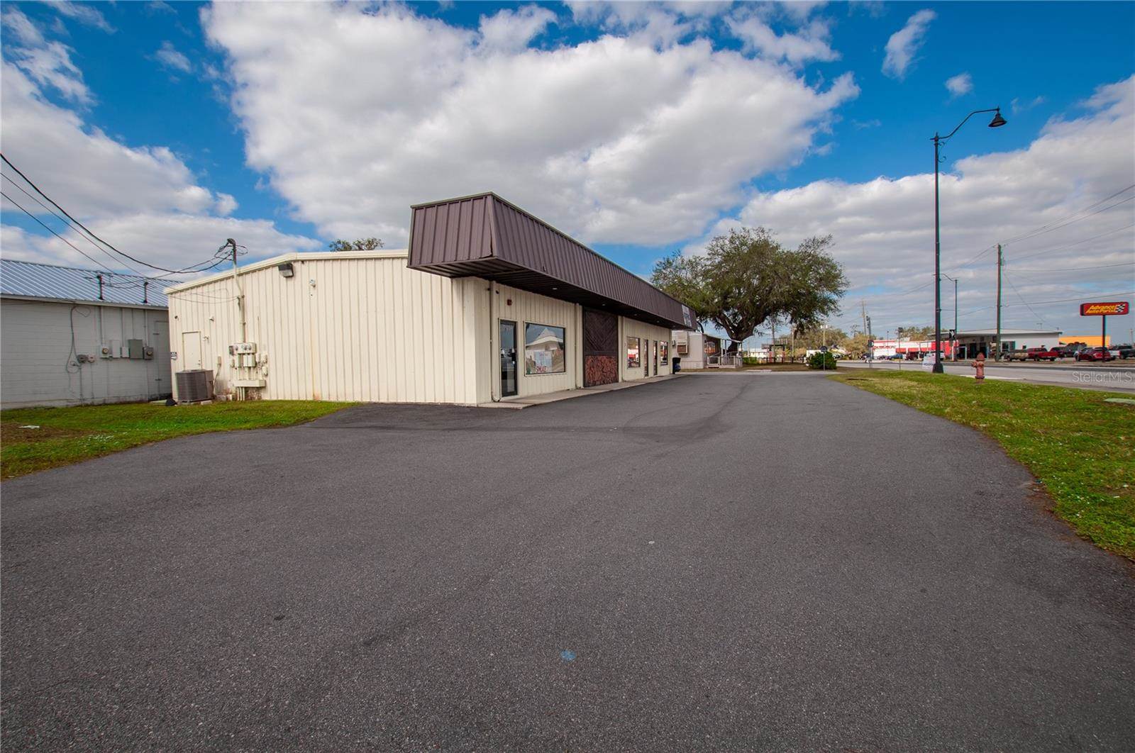 908 South 6TH Avenue, Wauchula, FL 33873