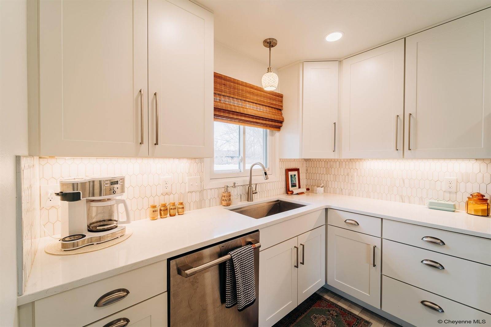 1227 Adams Ave, Cheyenne, WY 82001