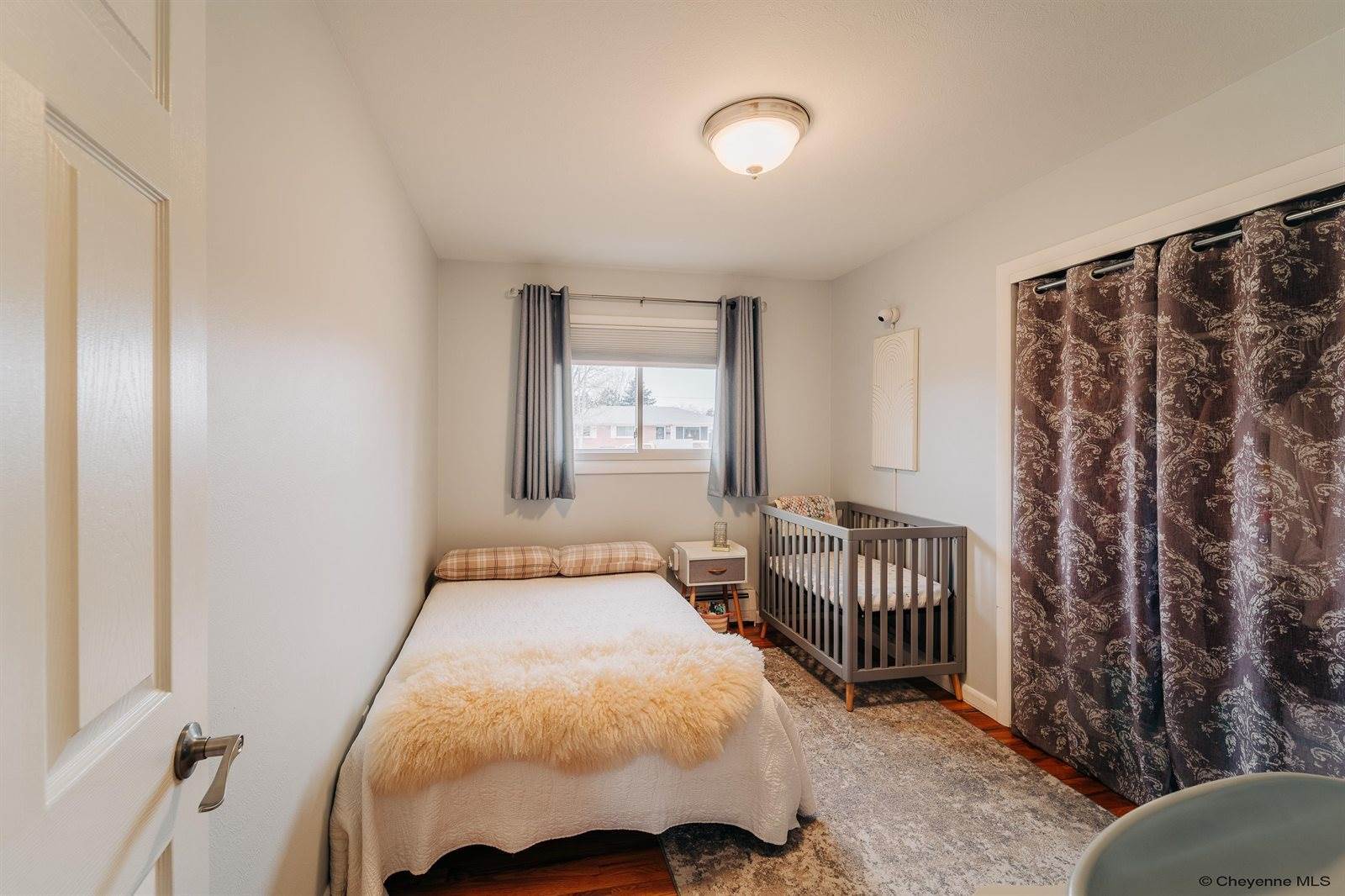 1227 Adams Ave, Cheyenne, WY 82001