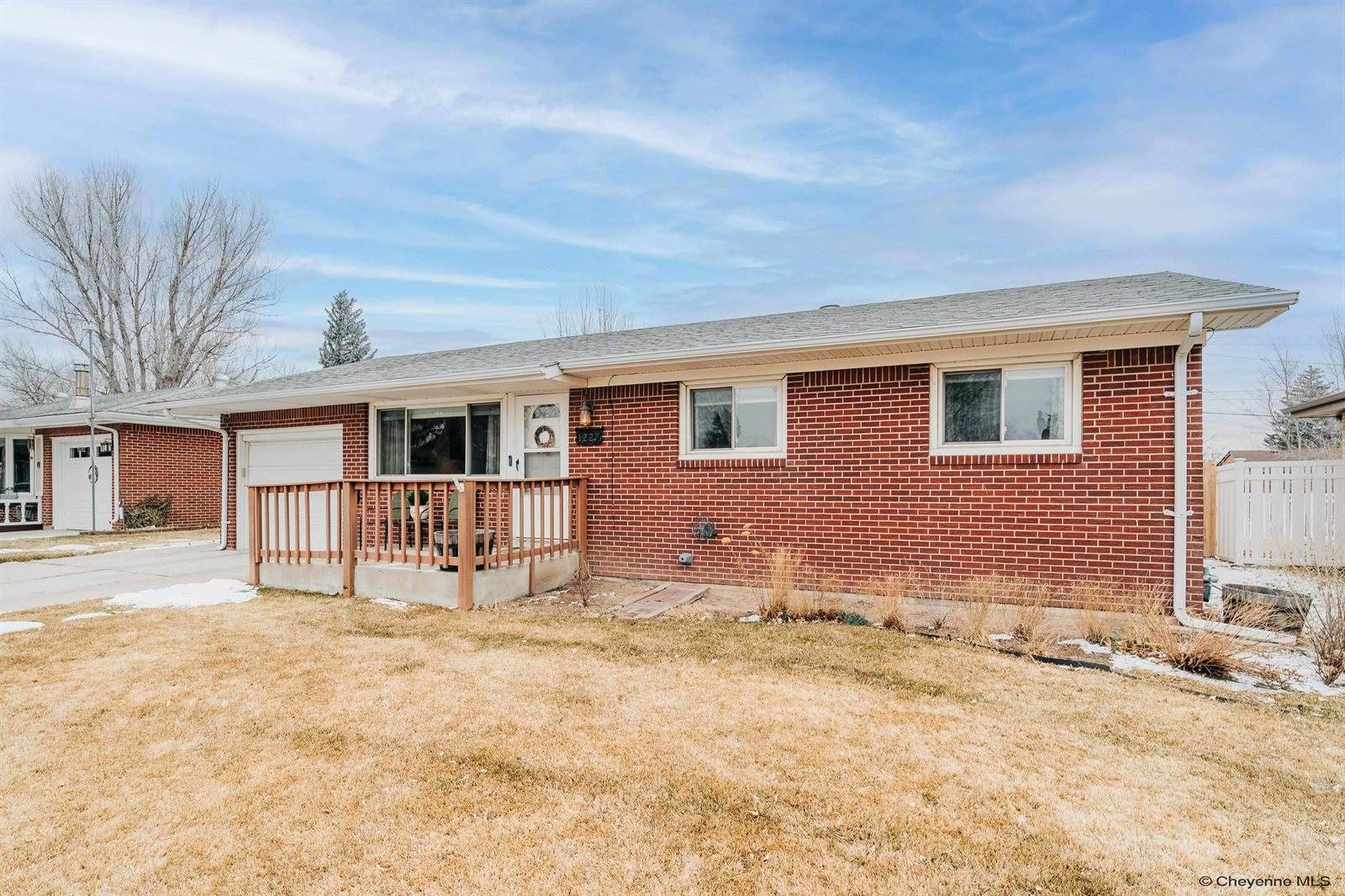 1227 Adams Ave, Cheyenne, WY 82001