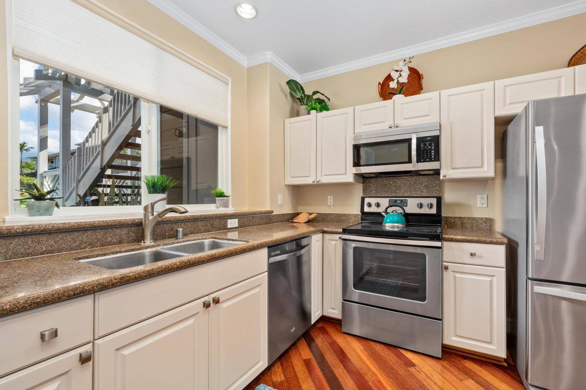 75-6060 Kuakini Hwy, Kailua-Kona, HI 96740