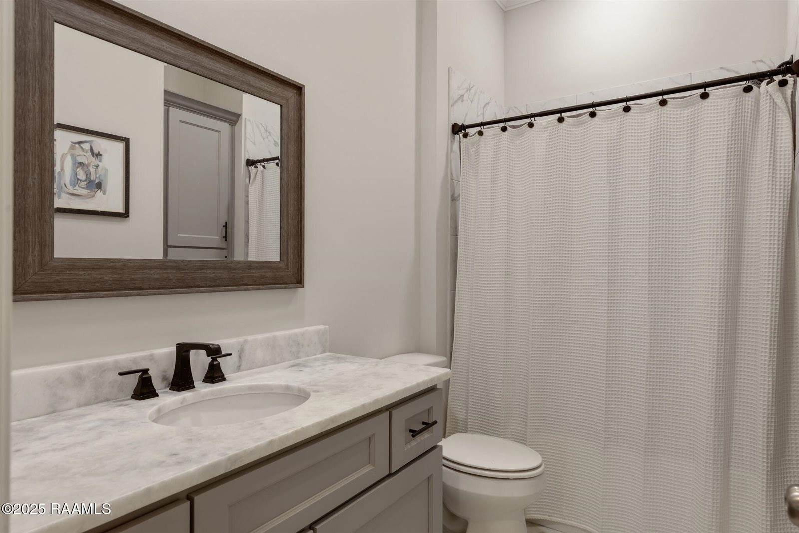 109 Easy Rock Landing Drive, Broussard, LA 70518