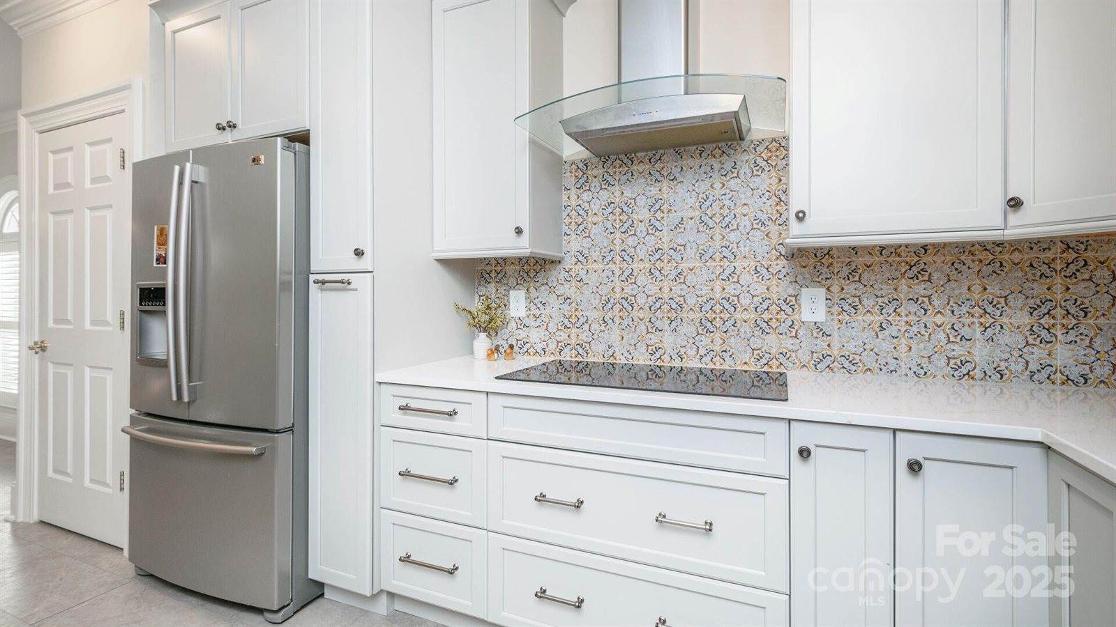 128 Glenbrook Drive, Hendersonville, NC 28739