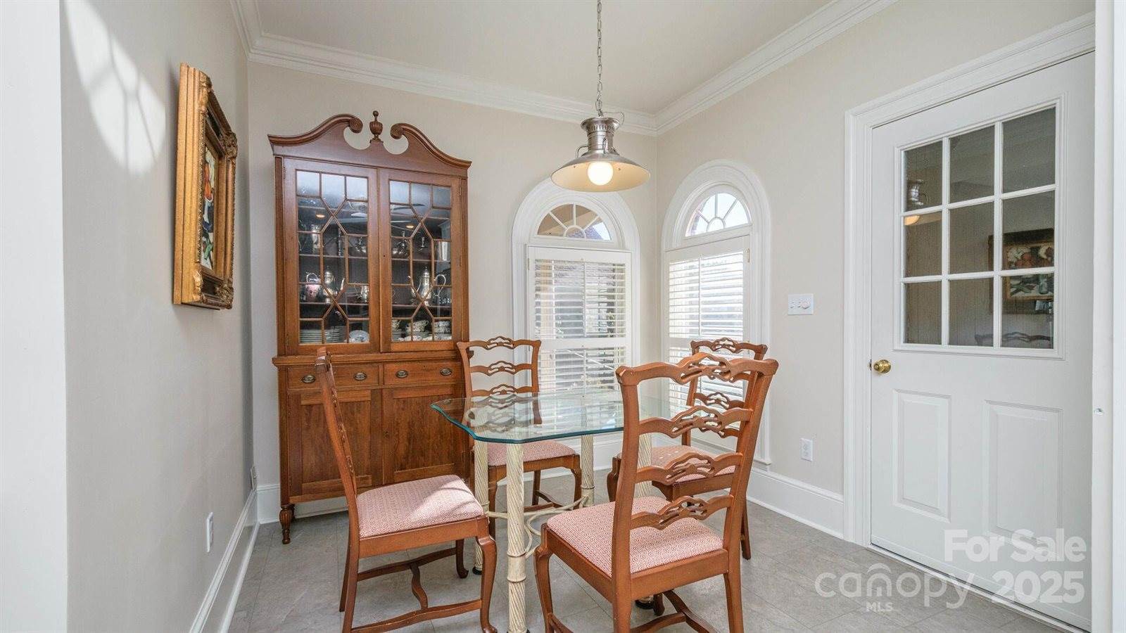 128 Glenbrook Drive, Hendersonville, NC 28739