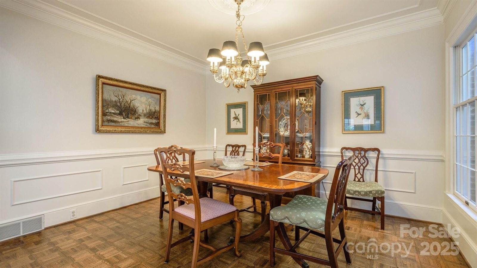 128 Glenbrook Drive, Hendersonville, NC 28739