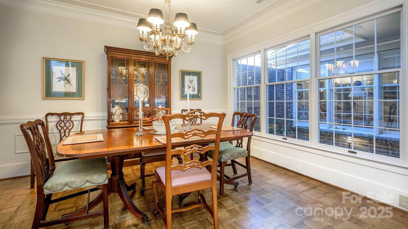 128 Glenbrook Drive, Hendersonville, NC 28739