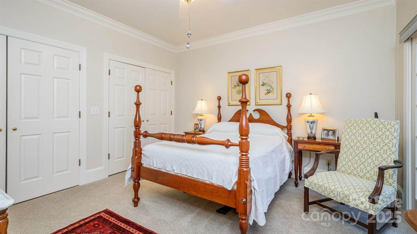 128 Glenbrook Drive, Hendersonville, NC 28739