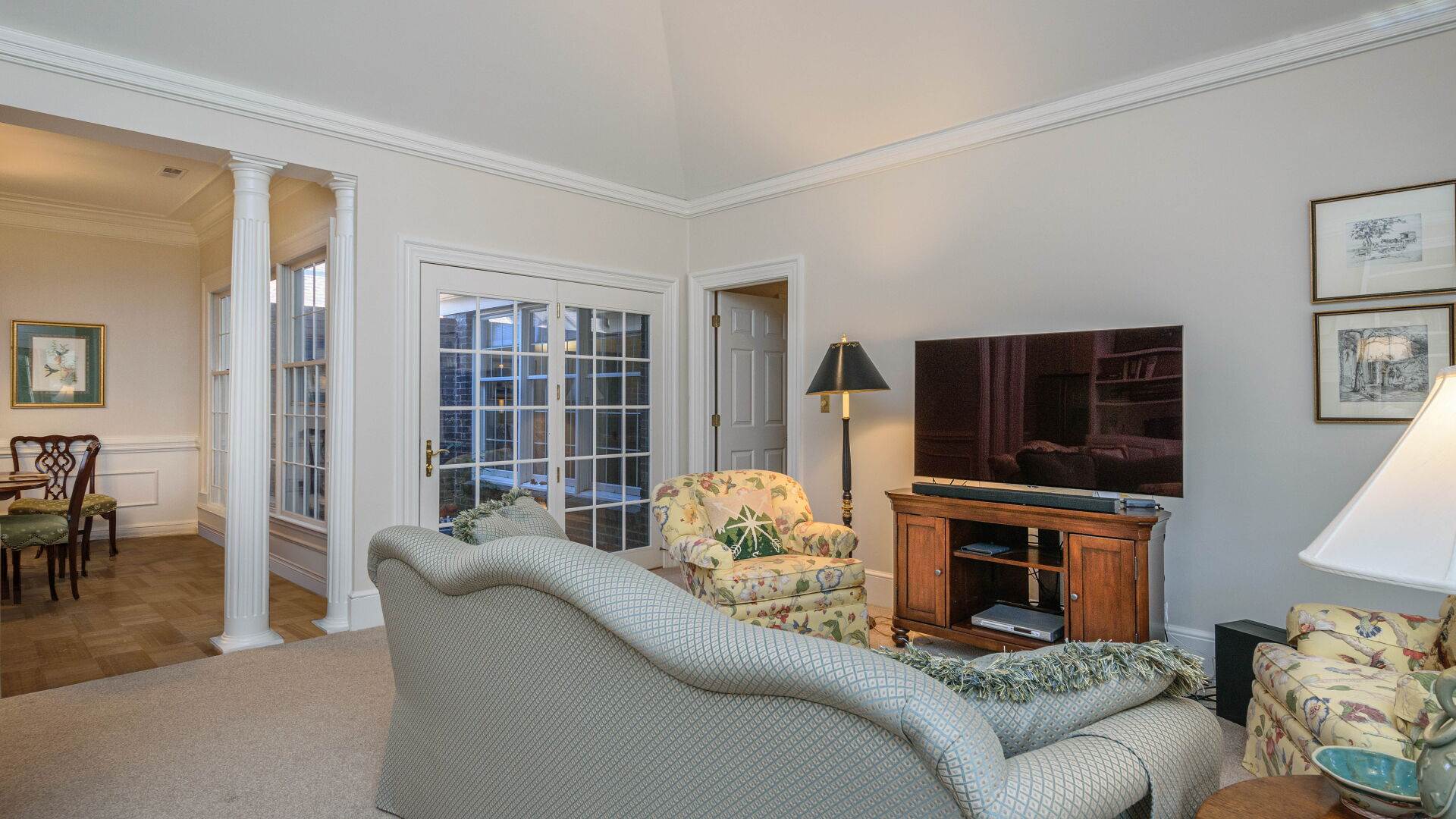 128 Glenbrook Drive, Hendersonville, NC 28739